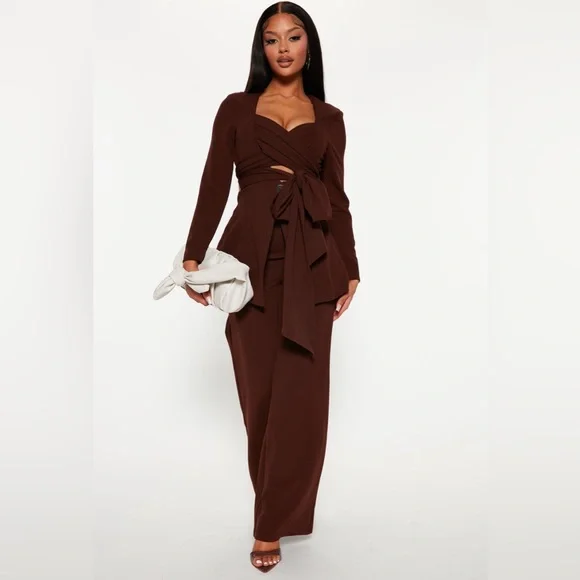 brown two piece pants suit for women